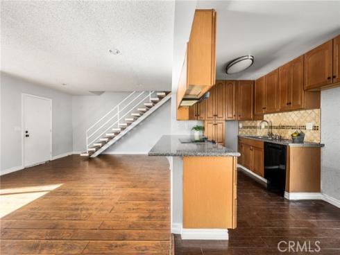 473 E 1st  , Tustin, CA