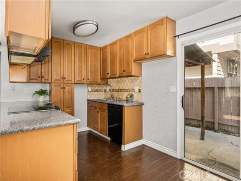 473 E 1st  , Tustin, CA