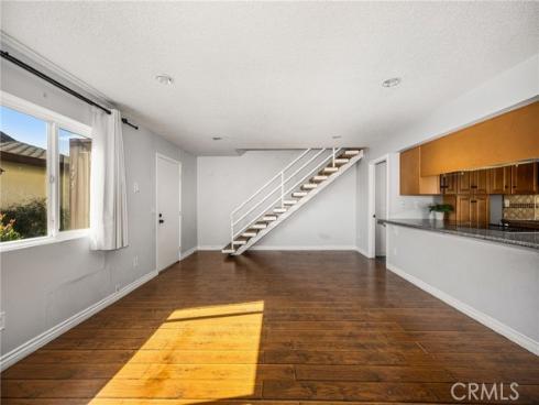 473 E 1st  , Tustin, CA