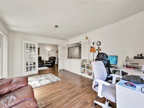 1832 Brookshire Avenue, Tustin, CA