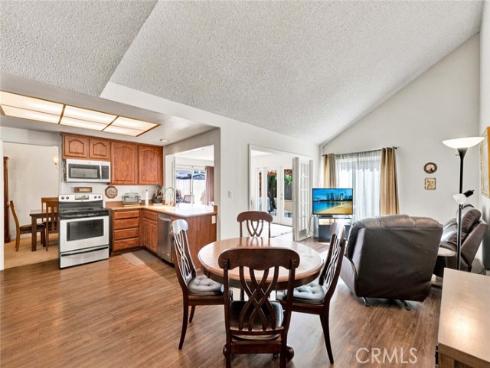 1832 Brookshire Avenue, Tustin, CA