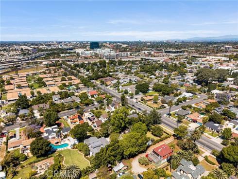 440 W Main Street , Tustin, CA