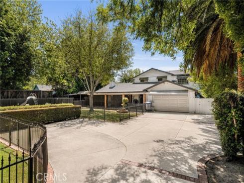 440 W Main Street , Tustin, CA
