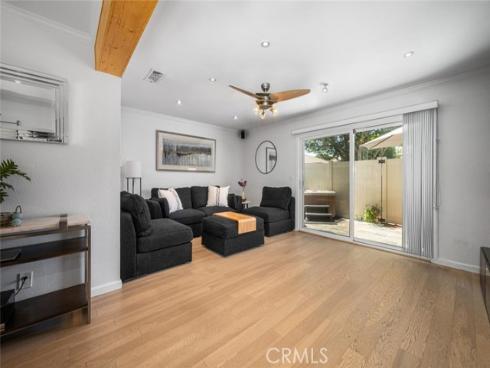 1881 Mitchell 124 Avenue, Tustin, CA