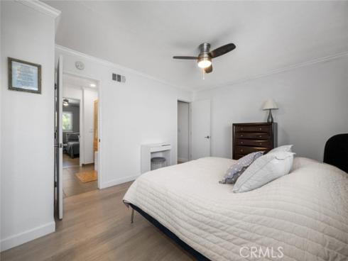 1881 Mitchell 124 Avenue, Tustin, CA