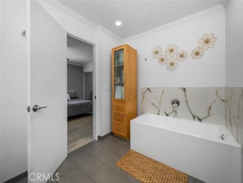 1881 Mitchell 124 Avenue, Tustin, CA