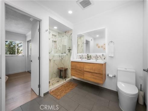 1881 Mitchell 124 Avenue, Tustin, CA
