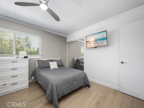 1881 Mitchell 124 Avenue, Tustin, CA