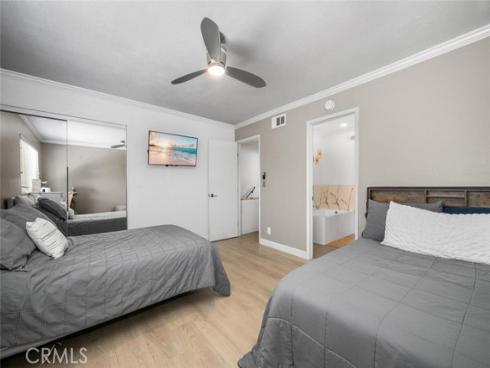 1881 Mitchell 124 Avenue, Tustin, CA