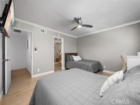 1881 Mitchell 124 Avenue, Tustin, CA
