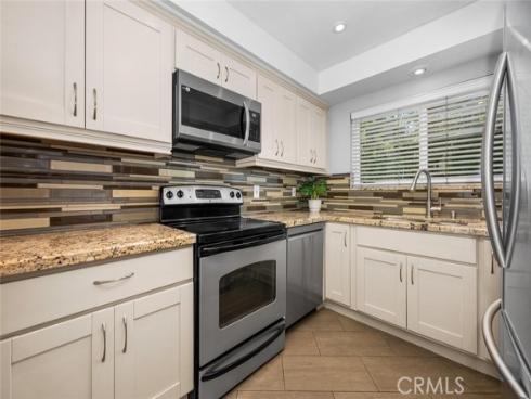 1881 Mitchell 124 Avenue, Tustin, CA