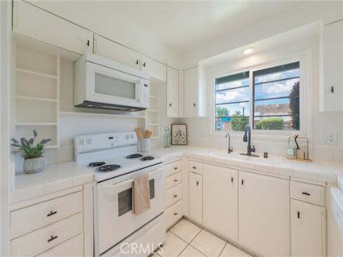 1106 Mitchell , Tustin, CA