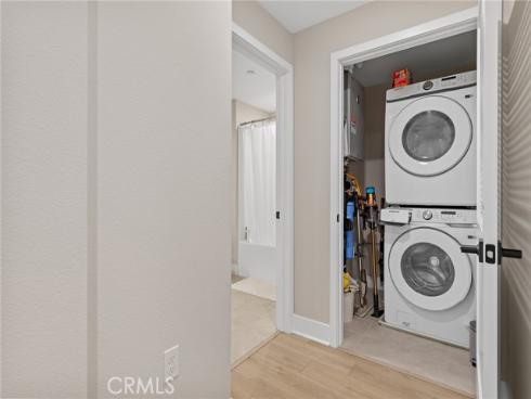 16289 Dawn Way 209 , Tustin, CA