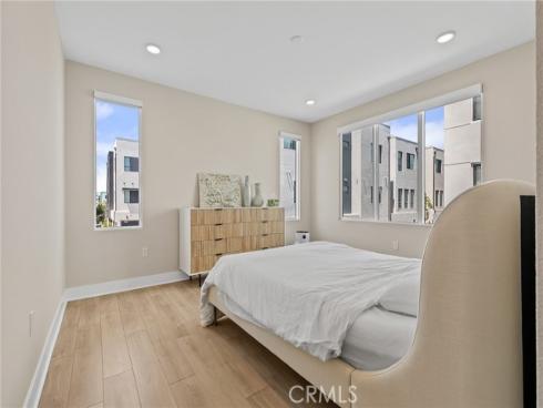 16289 Dawn Way 209 , Tustin, CA