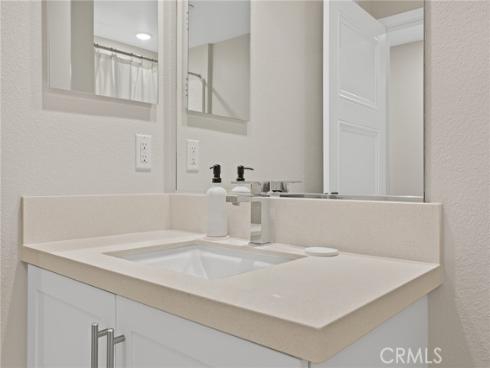 16289 Dawn Way 209 , Tustin, CA