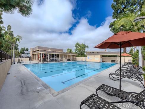 14872 Braeburn Road, Tustin, CA