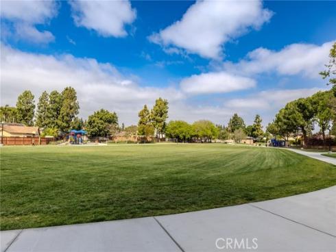 14872 Braeburn Road, Tustin, CA