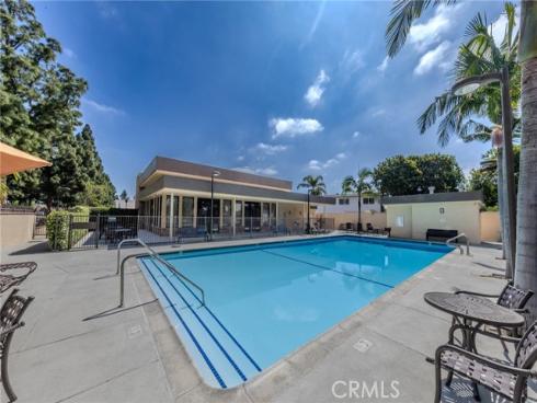 14872 Braeburn Road, Tustin, CA
