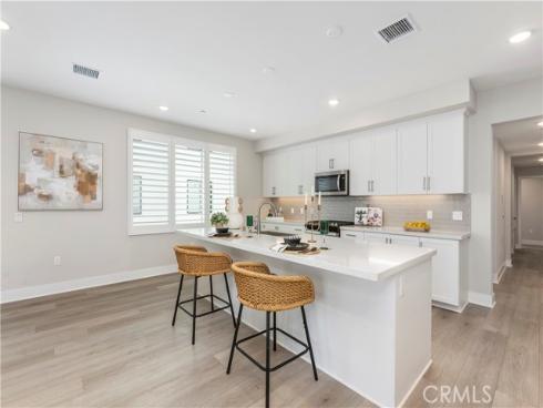 16175 Dawn 202 , Tustin, CA