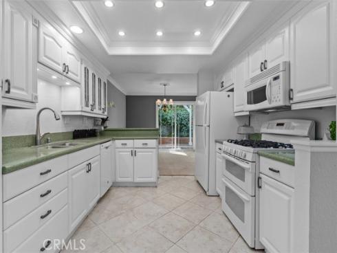 13595 Banyon , Tustin, CA