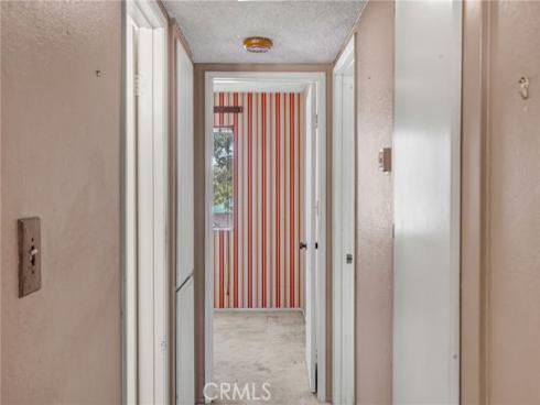 17574 Vandenberg 11 , Tustin, CA