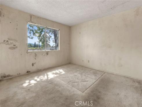17574 Vandenberg 11 , Tustin, CA