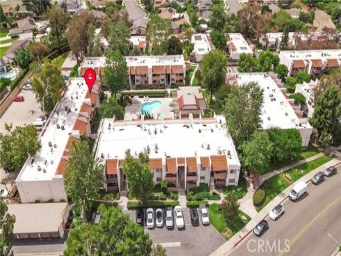 17574 Vandenberg 11 , Tustin, CA