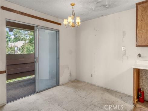 17574 Vandenberg 11 , Tustin, CA