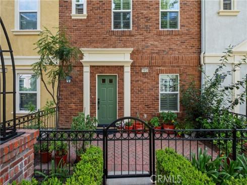 1413 Manchester Way, Tustin, CA