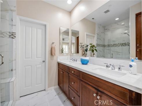1413 Manchester Way, Tustin, CA