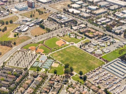 15210 Linden Way , Tustin, CA