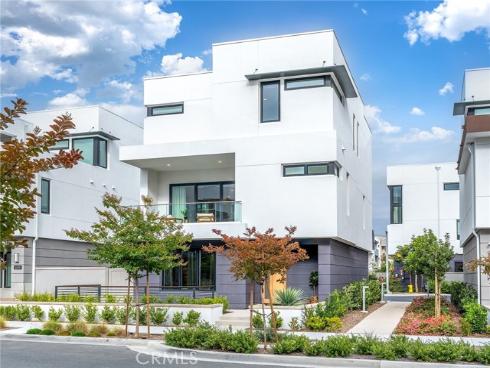 16158 Veterans Way , Tustin, CA