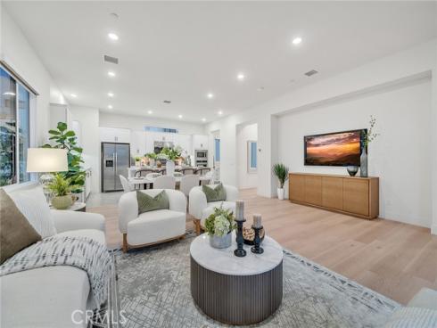 16158 Veterans Way , Tustin, CA