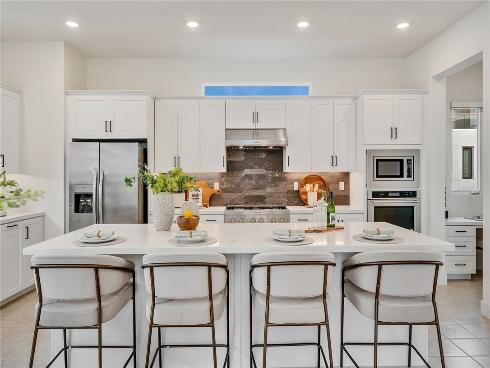16158 Veterans Way , Tustin, CA