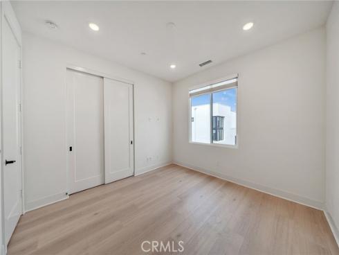 16158 Veterans Way , Tustin, CA