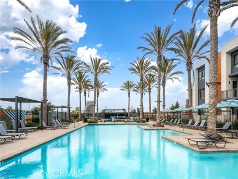 16158 Veterans Way , Tustin, CA