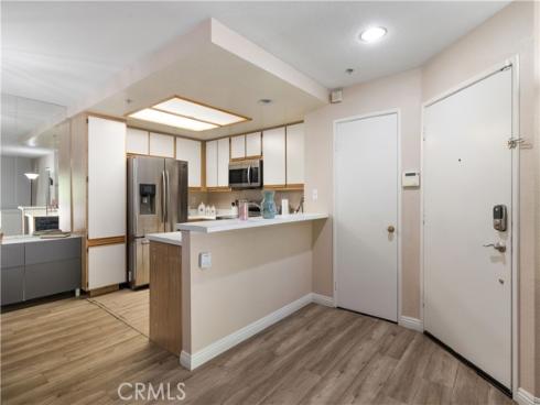 2800 Keller 239 , Tustin, CA
