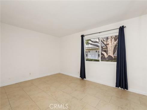14802 Newport 12C Avenue, Tustin, CA