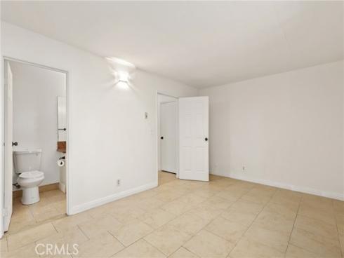 14802 Newport 12C Avenue, Tustin, CA