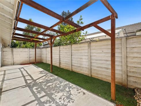 14802 Newport 12C Avenue, Tustin, CA
