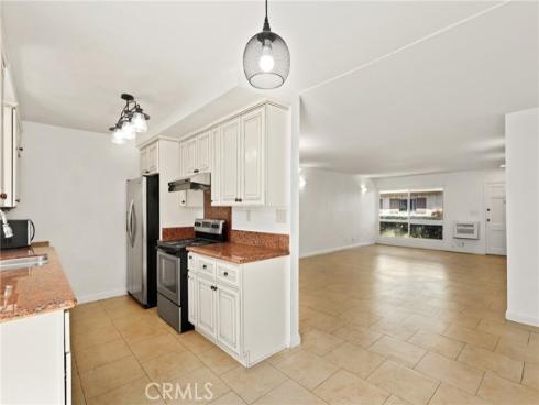 14802 Newport 12C Avenue, Tustin, CA