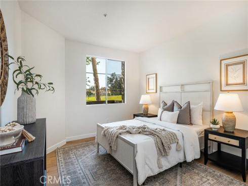 2960  Champion  2301  Way, Tustin, CA