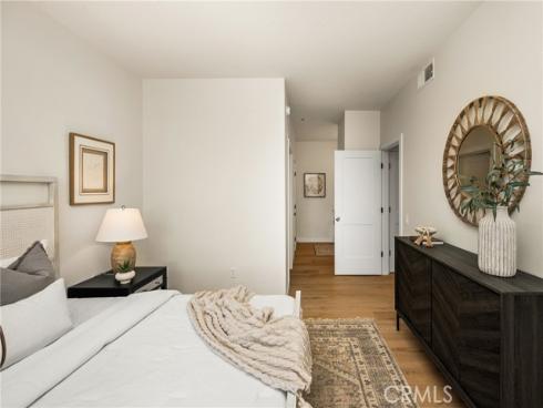 2960  Champion  2301  Way, Tustin, CA