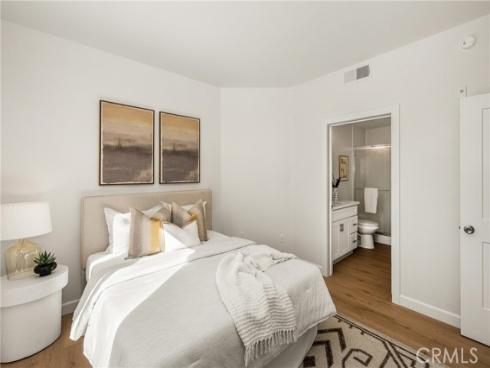 2960  Champion  2301  Way, Tustin, CA