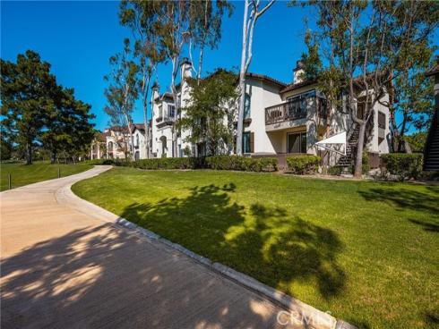 2960  Champion  2301  Way, Tustin, CA