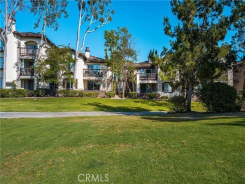 2960  Champion  2301  Way, Tustin, CA