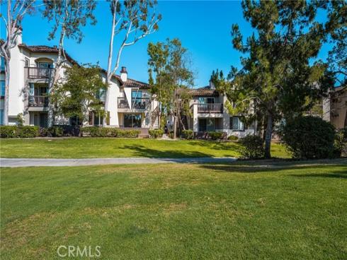 2960  Champion  2301  Way, Tustin, CA