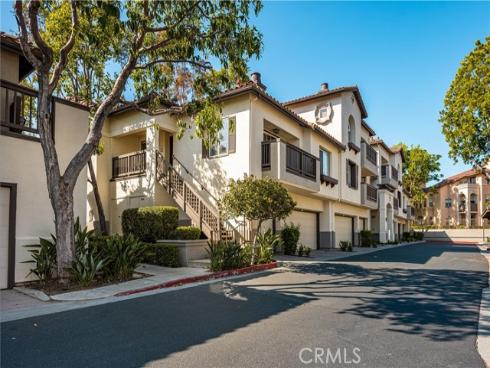 2960  Champion  2301  Way, Tustin, CA