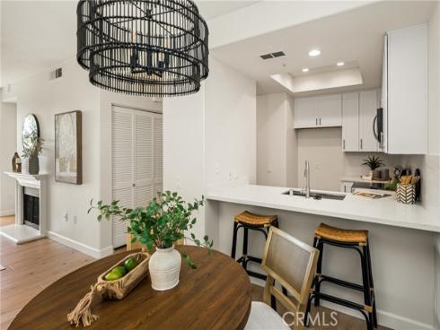 2960  Champion  2301  Way, Tustin, CA