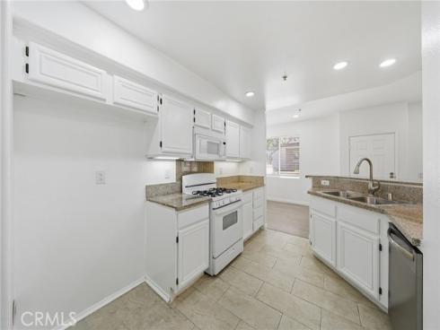 12921 Ternberry Court, Tustin, CA